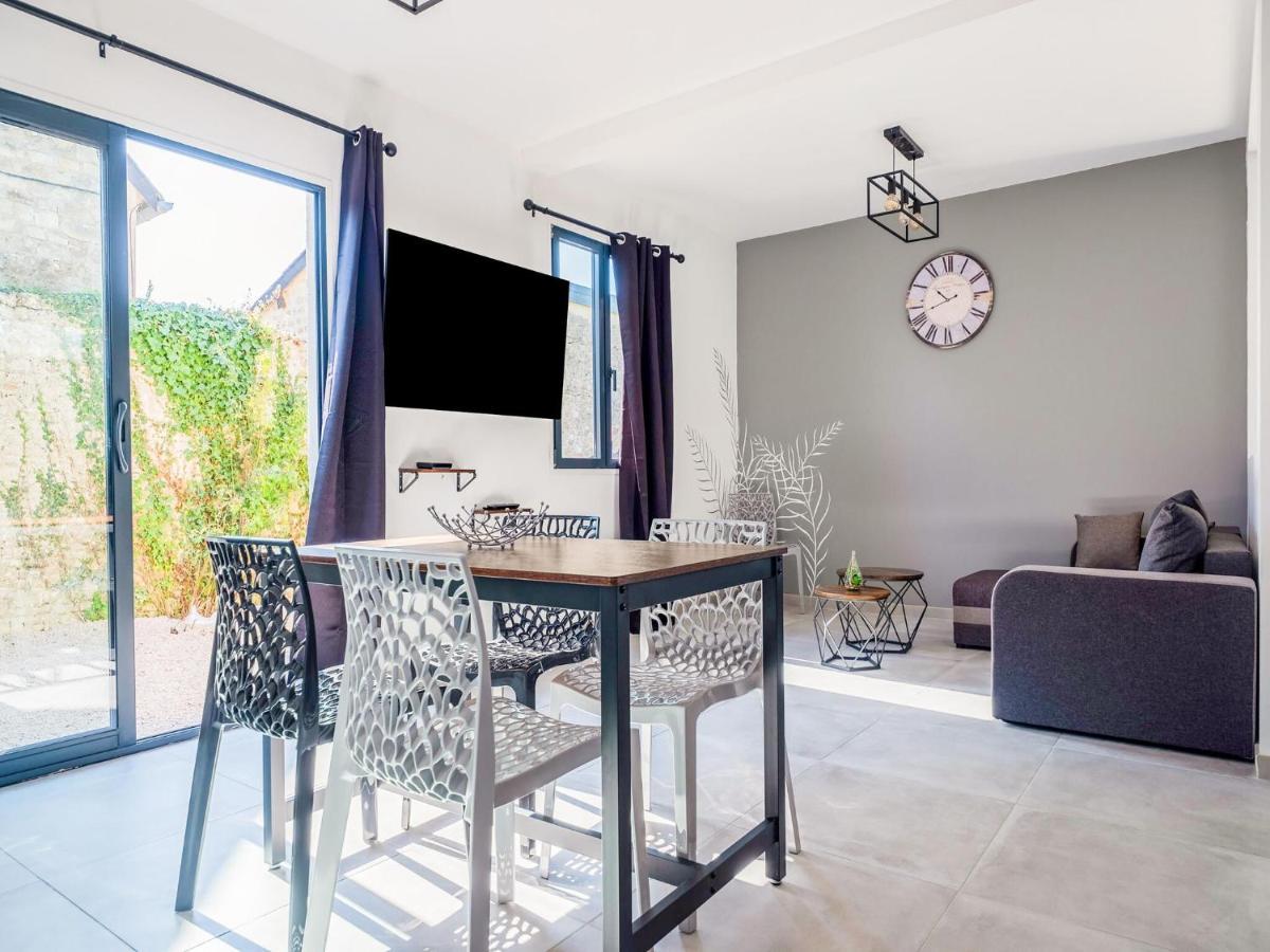 Fully Renovated House Only Few Minutes Walk Away From Ohama Beach Vierville-sur-Mer Exteriör bild