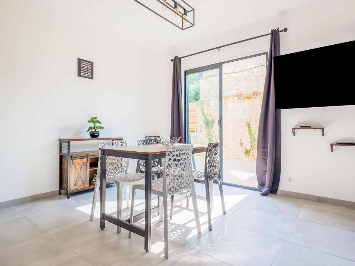 Fully Renovated House Only Few Minutes Walk Away From Ohama Beach Vierville-sur-Mer Exteriör bild